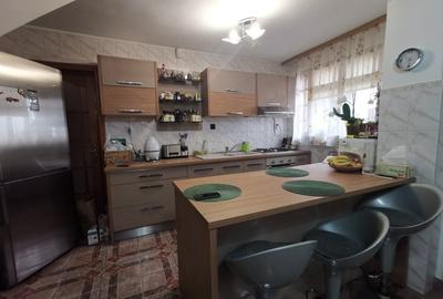 Casa cu etaj zona Manastirii Popauti - 6