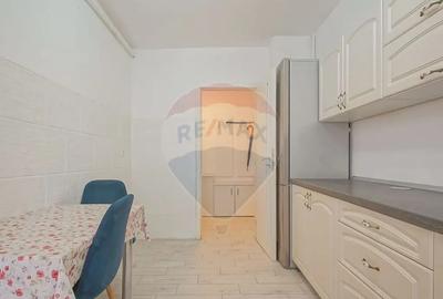 Apartament cu 3 camere decomandat, mobilat în Central - 11