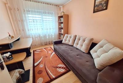 Apartament 2 camere semidecomandat , zona Milcov - 5