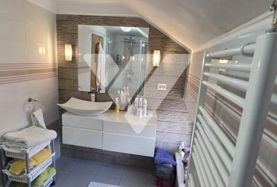 Casă cu 4 camere cu Canalizare în Cisnădie - 12