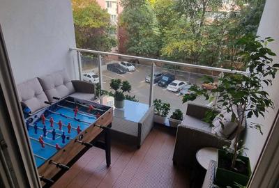 Apartament cu 3 camere decomandat în Fizicienilor - 6