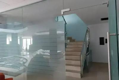Cladire de Birouri si Teren pentru Constructie Depozit Acces A0 - 11
