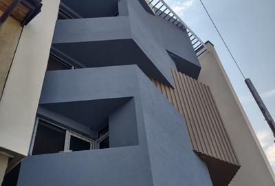 Apartament cu 2 camere decomandat în Moșilor