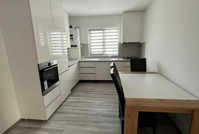 Casă cu 3 camere cu Teren 300 Mp în Ipotești - 5