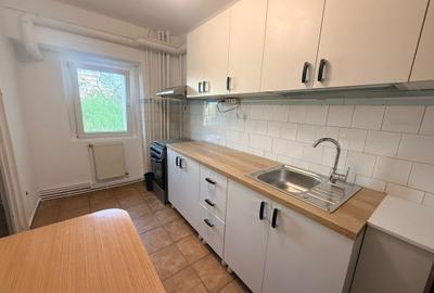 Apartament cu 3 camere decomandat, mobilat în Nicolina - 6