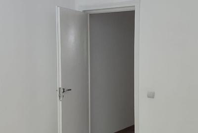Apartament cu 3 camere semidecomandat în Constructorilor - 6