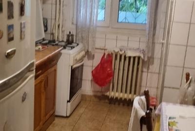 Apartament cu 4 camere decomandat, mobilat în Titan - 11