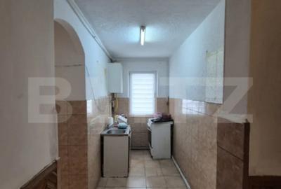 Apartament cu 3 camere decomandat în Dâmbu Pietros