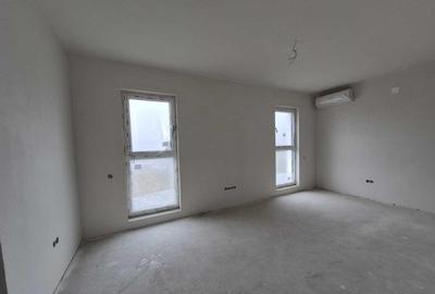 Duplex cu 4 camere cu Canalizare în Gară - 5