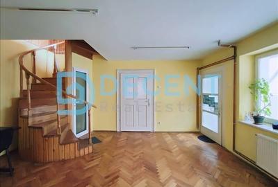 Apartament  in casa 5 camere, Brasov - 1