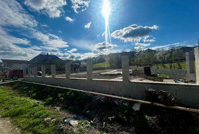 Teren de vanzare Dezmir-toate utilitatile, proiect de casa aprobat. - 1