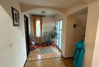 Casă individuală cu 5 camere cu Teren 500 Mp în Est - 13