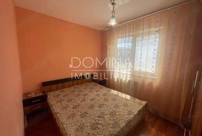 Vanzare apartament 3 camere, etaj 3, situat in Targu Jiu, strada Slt. Ion Fota - 2