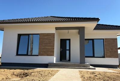 Casă individuală cu 4 camere cu Canalizare în Sântandrei - 3