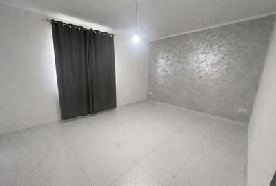 Casă cu 3 camere cu Teren 300 Mp în Zimandu Nou - 1