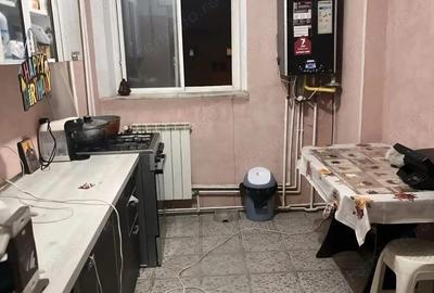 3 camere, decomandat, etaj 2/4, 2 bai, 2 balcoane - Siderurgistilor 3 camere, decomandat, etaj 2/4, 2 bai, 2 balcoane - Siderurgistilor - 4