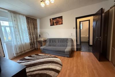 2 CAMERE TATARASI SCOALA 4 IONET TEODOREANU , GEAM LA BAIE, CENTRALA. - 17