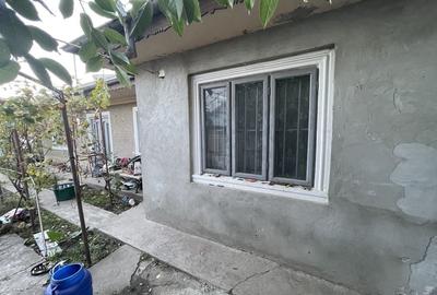 Casă cu 4 camere în Central - 2