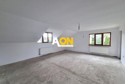 De vanzare casa 6 camere, S+P+M, 900mp teren, Cetate - 6