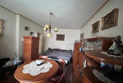 Apartament cu 3 camere decomandat în Luncă - 8