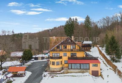 Casă cu Teren 1404 Mp în Central - 2