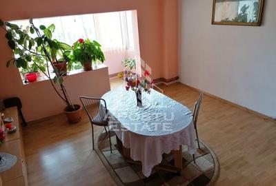 Apartament cu 3 camere, centrala proprie, zona Fabric - 2