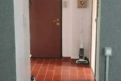 Apartament cu 3 camere decomandat în Brâncoveanu - 2