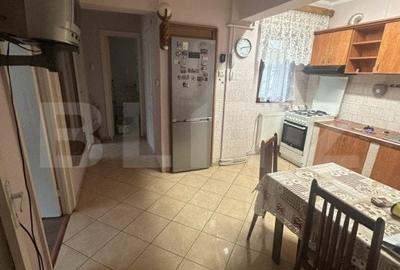 Apartament cu 3 camere, 67 mp, zona Micro 16 - 4