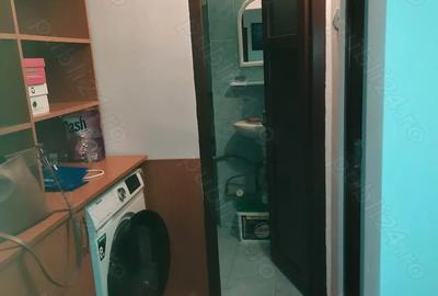 De inchiriat apartament 3 camere - 5