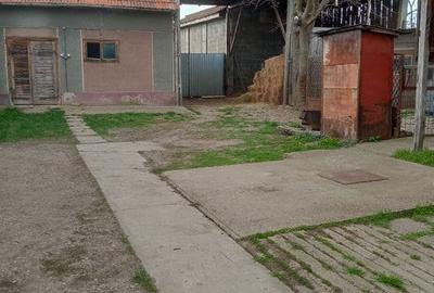 Casă cu 5 camere în Central - 1