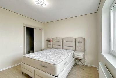 Apartament cu 3 camere decomandat, mobilat în Tractorul - 19