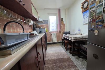 Apartament cu 2 camere semidecomandat în Tomis II - 2