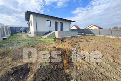 Casa individuala 3 camere decomandat 82 MP Utili 400MP Teren-Ciurbe?ti - 1
