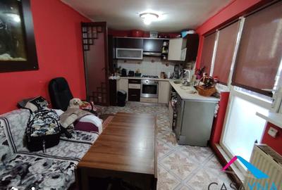 Apartament cu 3 camere semidecomandat în Bistrița Lac