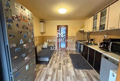 Casă cu 5 camere cu Teren 1000 Mp în Unguraș - 12