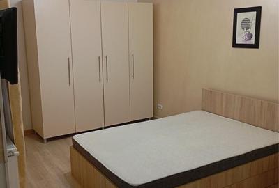 Garsonieră decomandată, mobilată în 13 Septembrie - 1