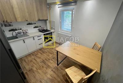Apartament 2 camere decomandate de ?nchiriat, zona Piata Centrala