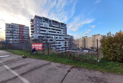 DE VANZARE - 4