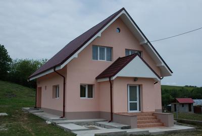 Casa tip vila in comuna poduri, jude?ul bacau - 6
