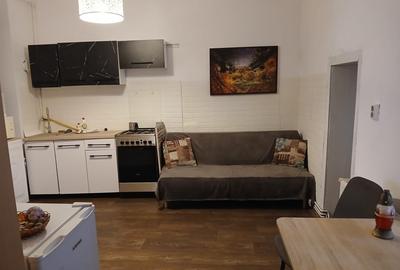 Apartament cu 2 camere circular în P-ța Mihai Viteazul - 1
