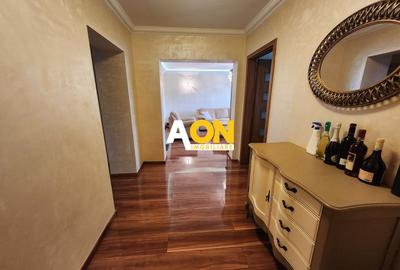 Apartament cu 3 camere decomandat, mobilat în Cetate - 10