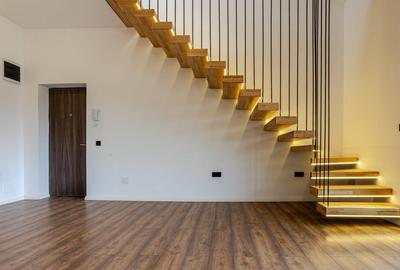 Apartament cu 7 camere decomandat în Florești - 2