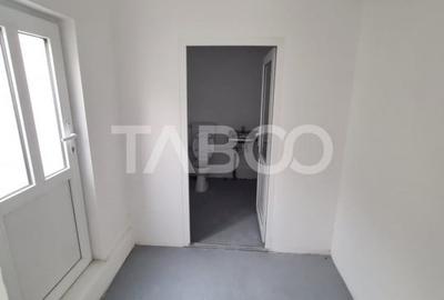 Hala industriala cu birou de inchiriat in Sebes zona centrala - 8