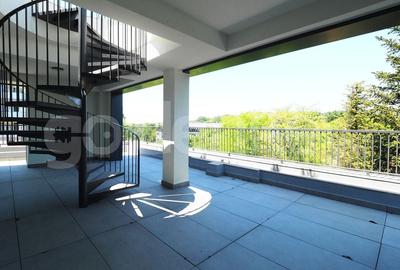 Apartament cu 4 camere decomandat în Iancu Nicolae