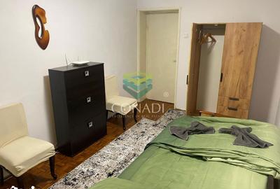 Apartament cu 3 camere, mobilat în Central - 12