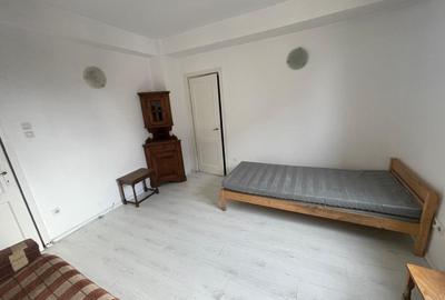 Central Coltea apartament 3 cmaere de inchiriat - 21