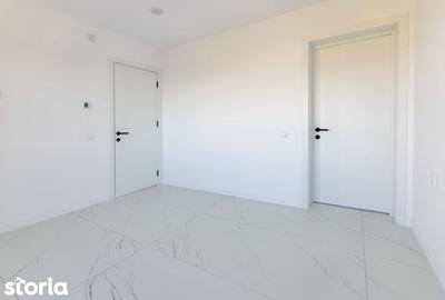 Casă cu 5 camere cu Garaj în Corbu - 7