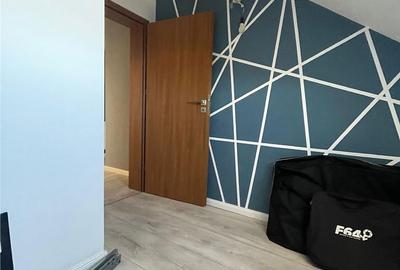 Apartament cu 3 camere semidecomandat în Central - 6