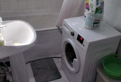 Apartament cu 3 camere decomandat în Circumvalațiunii