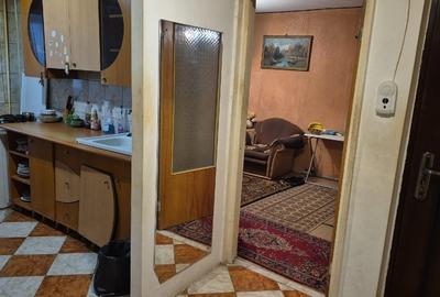 3 camere fizicienilor nerenovat - 2